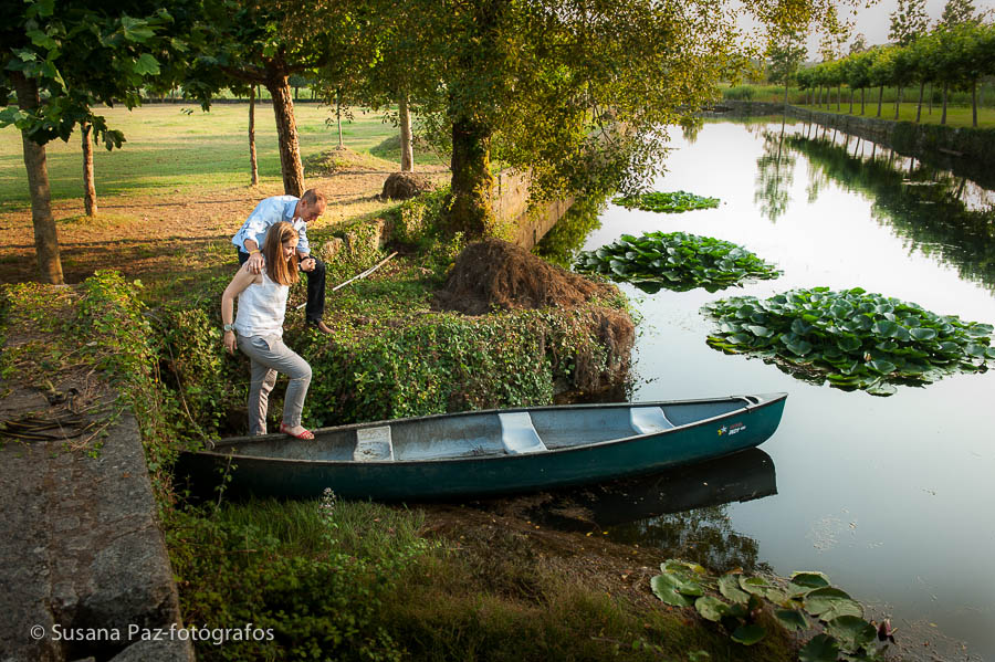 Fotos previas a la boda de Mariana y Marcos. En Pazo de Tambre, Sierra de Outes, muy cerca de Santiago de Compostela.
