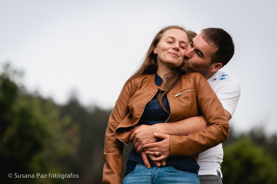 Preboda en Coruña. Fotografos de Boda en Casa Grande do Bachao muy cerca de Santiago de Compostela.